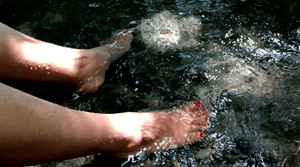 WINTER SELF CARE FOR PERIMENOPAUSE AND BEYOND; THE BENEFITS OF FOOTBATHING
